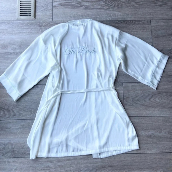 BLOOM BY JONQUIL The Bride Satin Wrap With Crystal - Picture 13 of 15